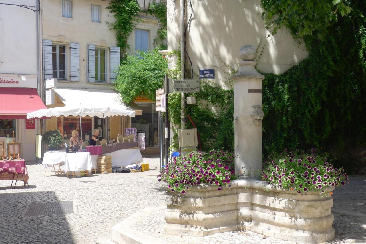 Maison Le Neuf Tarascon Eksteriør bilde